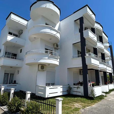 Apartmani Agovic 울친 외부 사진