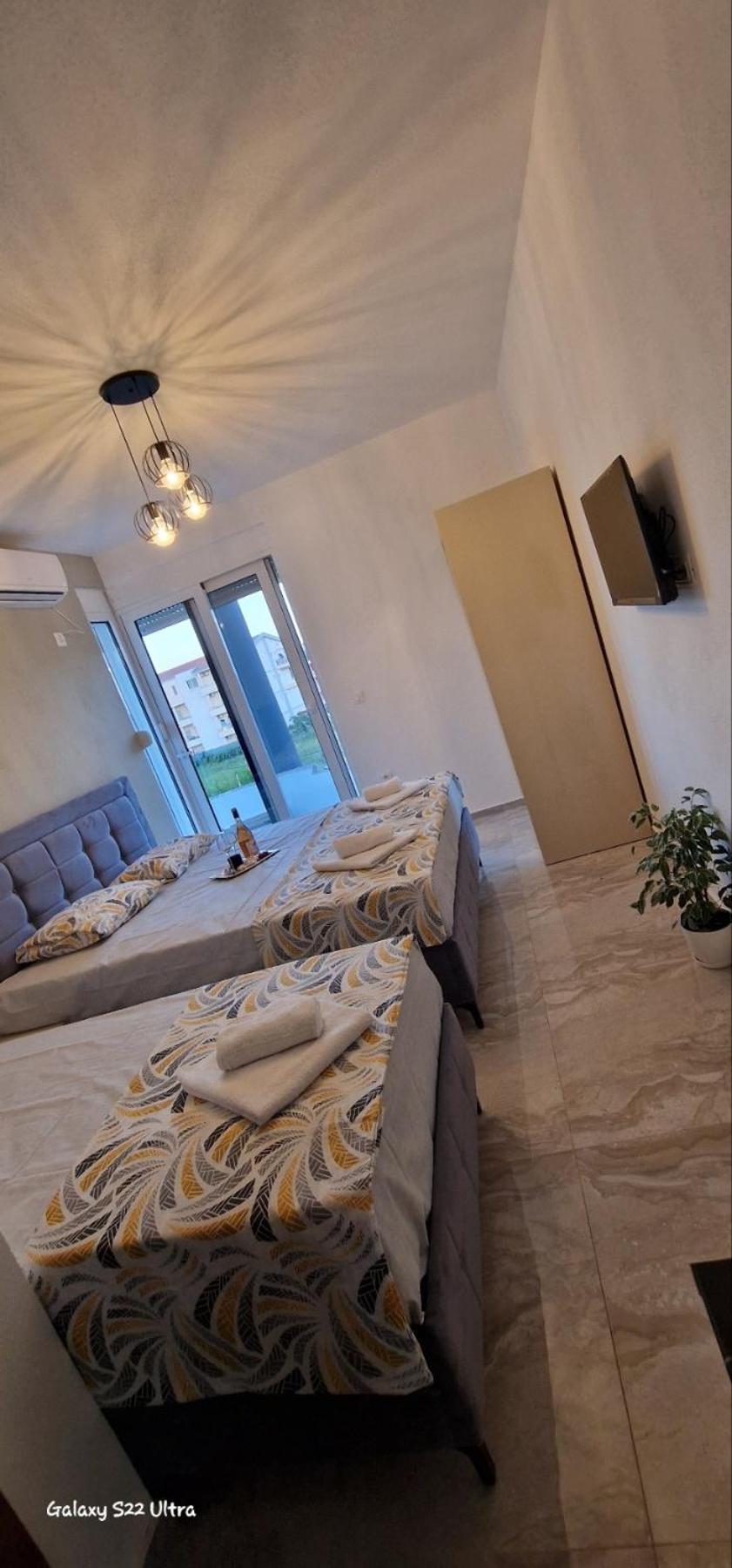 Apartmani Agovic 울친 외부 사진
