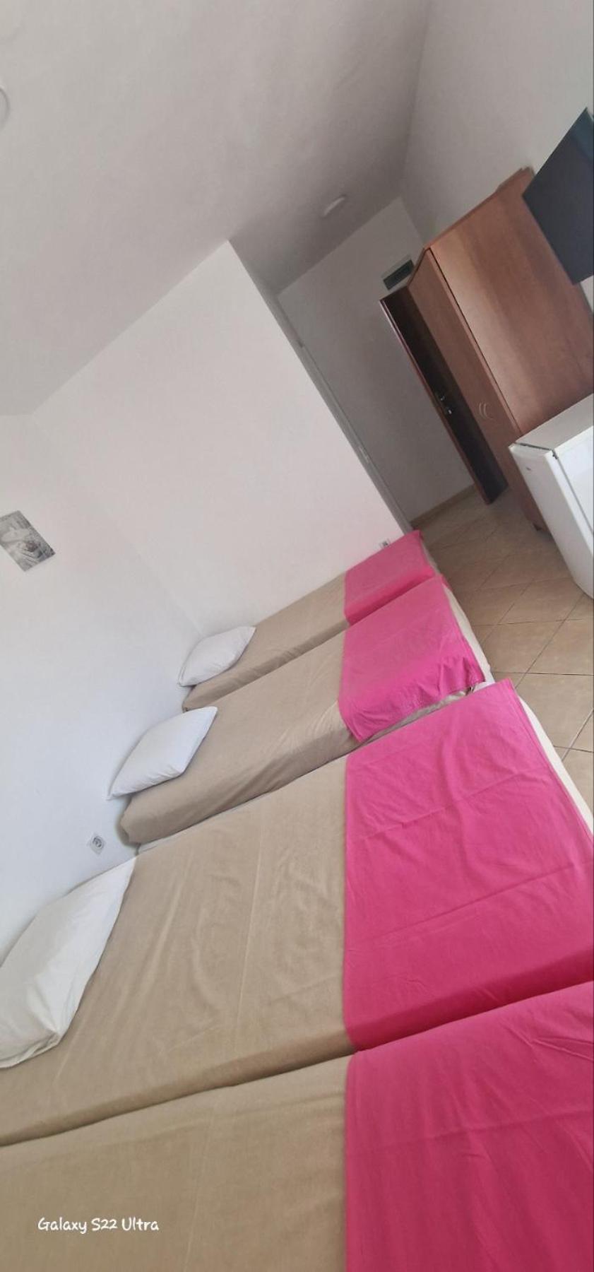 Apartmani Agovic 울친 외부 사진