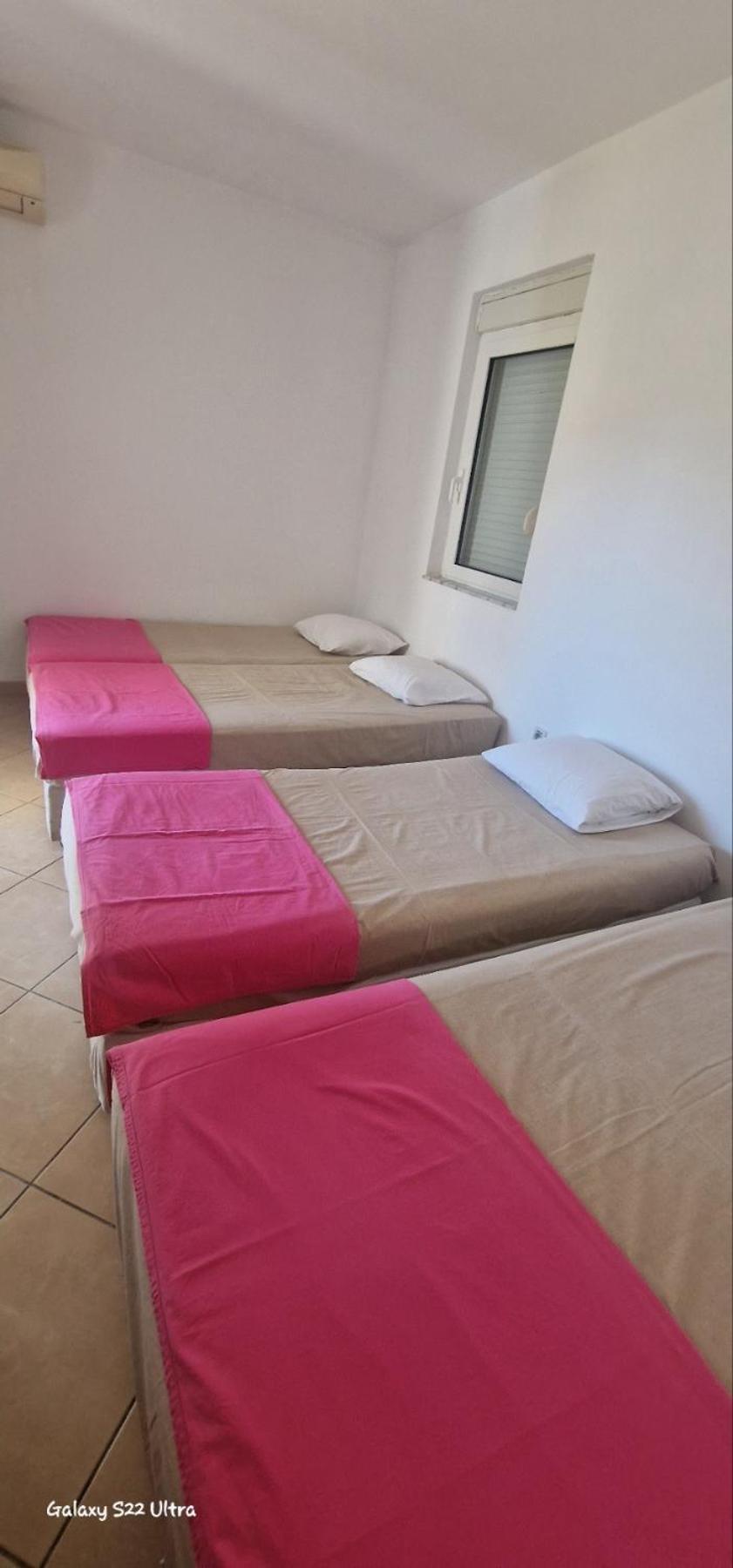 Apartmani Agovic 울친 외부 사진
