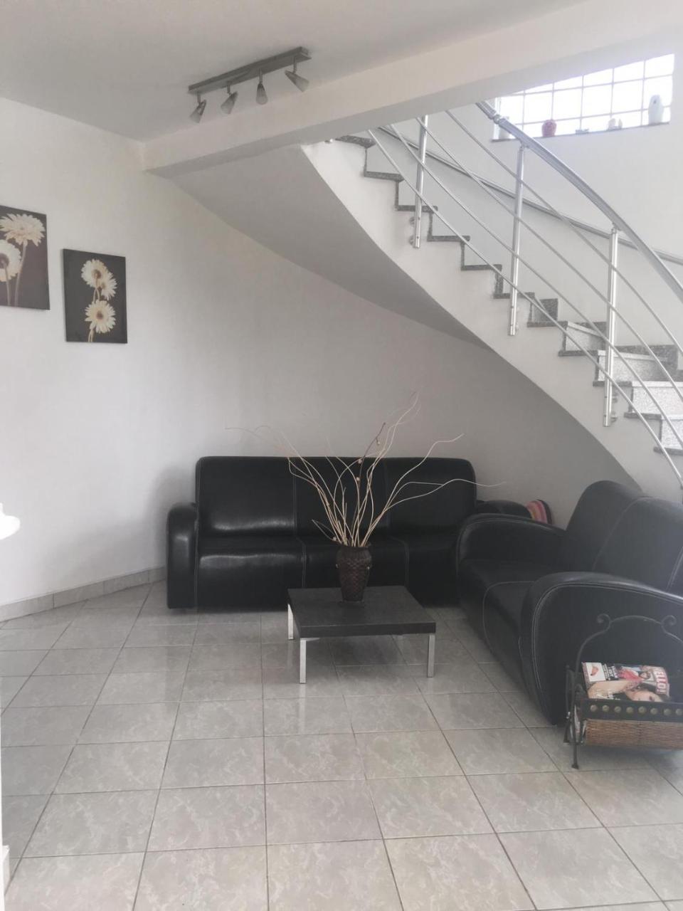 Apartmani Agovic 울친 외부 사진